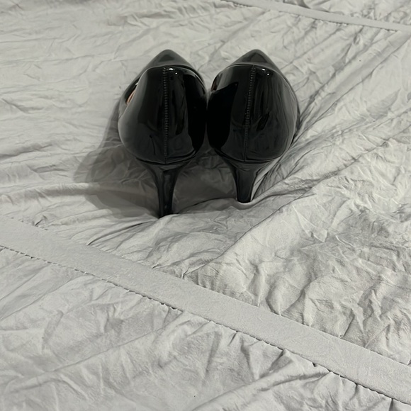 Shiny Black Heels - Picture 3 of 4